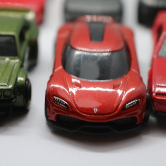 Hot Wheels lot of 10 daily driver and sporty cars diecast 1:64 scale - Picture 3 of 5